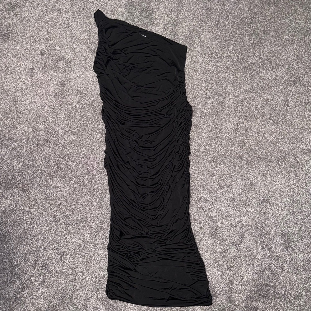 Fashion Nova Women's Black One Shoulder Maxi Dress - Size 1X